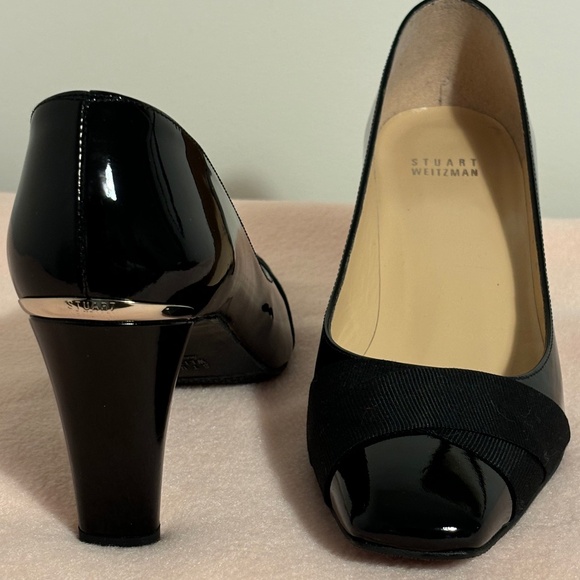 STUART WEITZMAN WOMEN'S BLACK PATENT LEATHER 3 1/4 IN. HIGH HEELS SIZE 8 1/2 - Picture 1 of 5